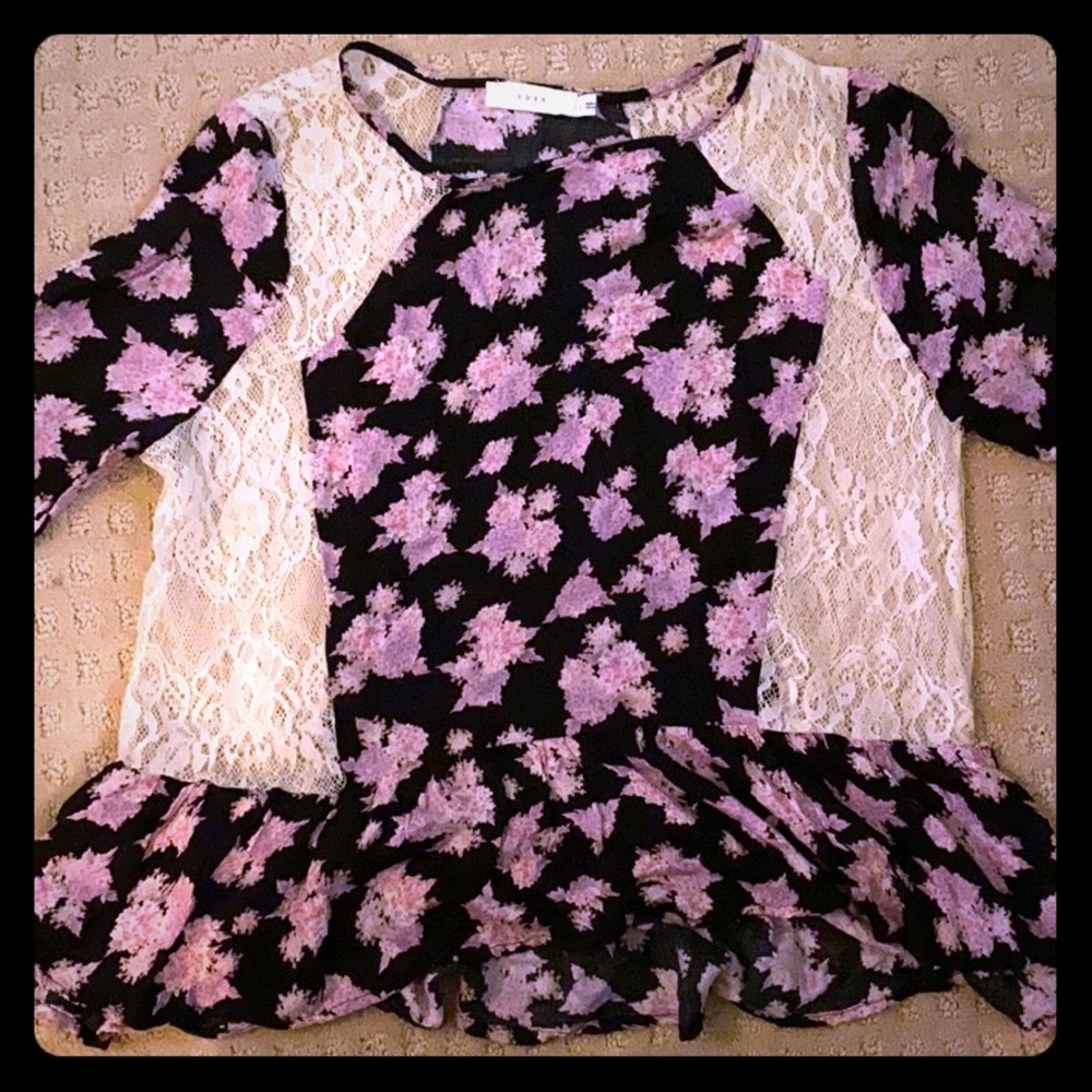 Floral, lace sides, peplum blouse